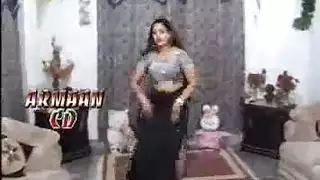 ينيك اخته العروسه بقوه بفستان