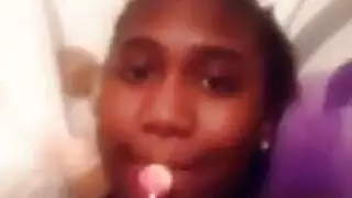 فتاة غبية سحر فقاعة بعقب