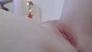 فتيات مثيرات يتشاركن كل ألعاب الجنس في حفلة جماع مثيرة