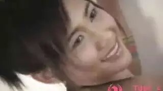 فتيات متحمسات يقصصن ويضاجعن مهبلاتهن المبتلة