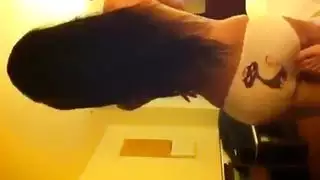 مراهقة عربية طازجة تُمارس معها الجنس بعمق في جميع فتحاتها