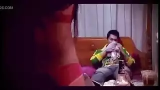 شعر روكسي لاكينا يتعرض للضرب في جلسة إباحية صارمة