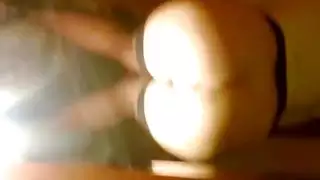 الزوجة التركية الساخنة تلعق قضيب زوجها