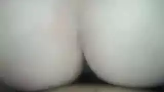 التبول الملبس دغدغة