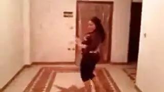 فيلم إباحي لزبينة بالرقص البلدي 2019 مع قذف داخلي غزير