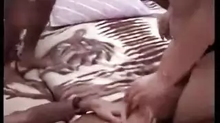 الا قطة المسيرة كاجول